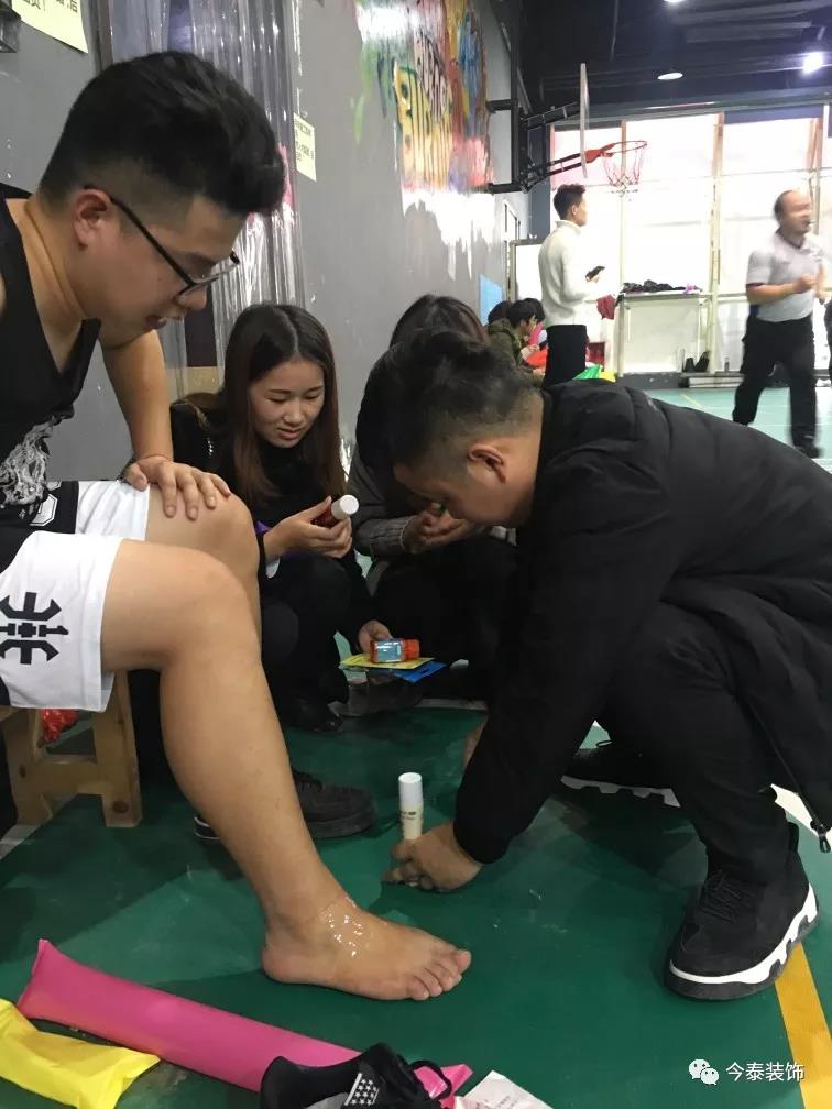 今泰裝飾冬季籃球聯(lián)賽圓滿(mǎn)結(jié)束！(圖9)